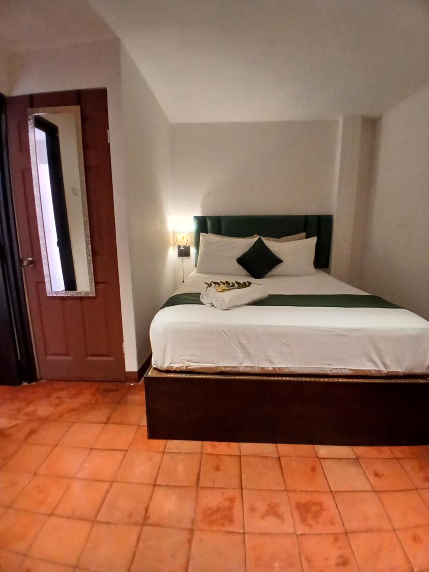 Hotel La Xinca Antigua Exteriör bild