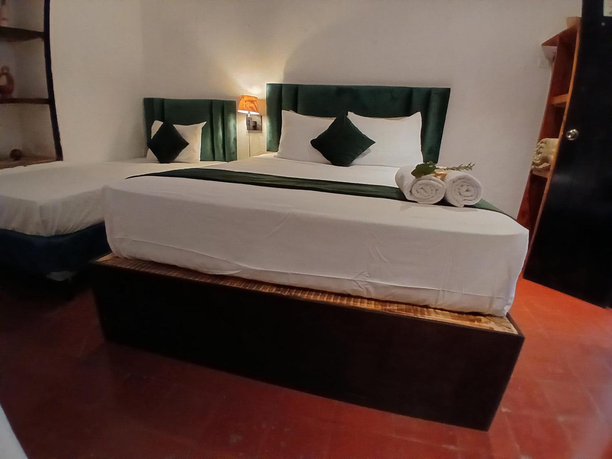 Hotel La Xinca Antigua Exteriör bild
